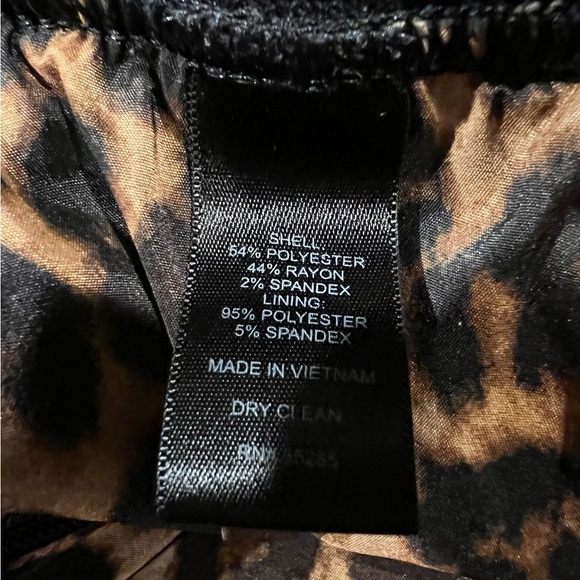 Express teal pencil skirt with elastic waist And Side zipper Size 12 - Picture 6 of 7